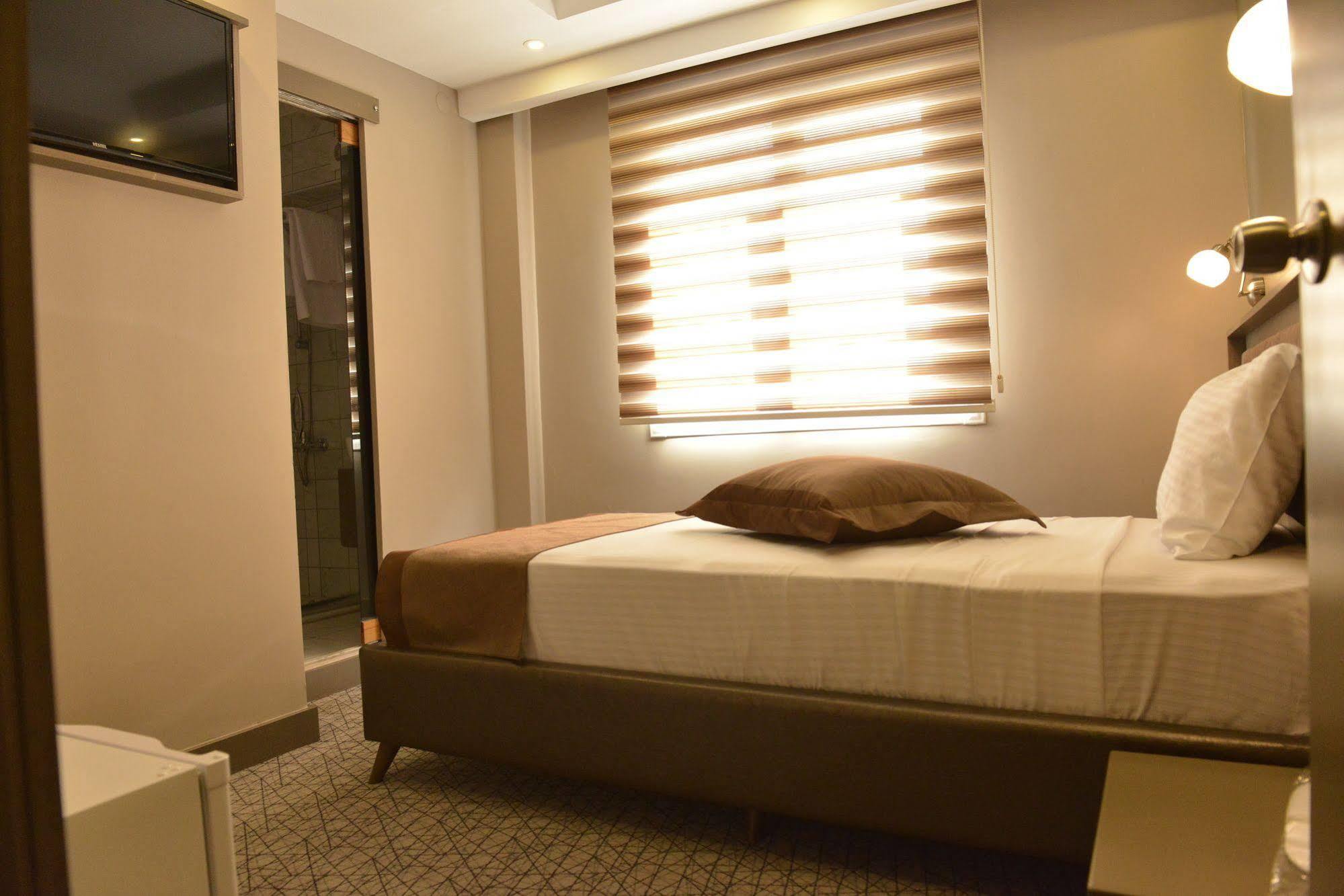 Turkeli Otel Истанбул Екстериор снимка